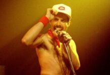 Queen – Another One Bites The Dust (Live)