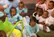 La tierna foto de los nonillizos de Mali en su primer cumpleaños