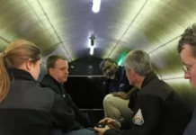 «Firmas un descargo de responsabilidad que enumera todas las formas en que podrías morir»: cómo es viajar a bordo del sumergible Titán que se perdió camino al Titanic