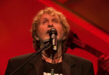 Yes – Owner Of A Lonely Heart (Live At The Apollo)
