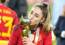 Olga Carmona: la estrella de la selección española se entera de la muerte de su padre tras la final del Mundial de fútbol femenino