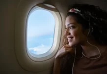 Por qué envejecemos más despacio cuando viajamos en avión, según la teoría de la relatividad de Einstein