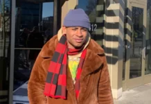 La «crisis humanitaria» que vive Chicago por los miles de migrantes obligados a dormir en comisarías y en el aeropuerto por la llegada del invierno