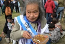 La pobreza en Argentina alcanza el 52,9% en el primer semestre de 2024, un aumento de 11 puntos desde que asumió Javier Milei