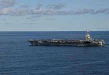 EE.UU. ordena desplegar en el Caribe el buque de guerra más grande del mundo y eleva la presencia militar en la región