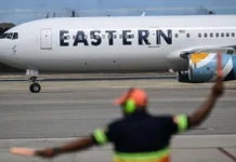 Trump declara el cierre total del espacio aéreo de Venezuela y el gobierno de Caracas califica el anuncio de «amenaza colonialista»