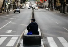 Qué hay detrás de la aparente calma en Caracas tras el ataque de EE.UU. y la captura de Maduro