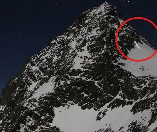 El alpinista que enfrenta un juicio sin precedentes por «dejar morir» a su novia en la montaña más alta de Austria