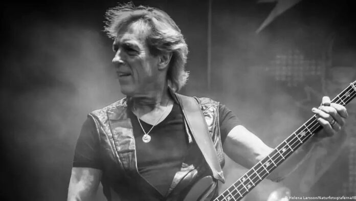 francis-bucholz-scorpions-930x525