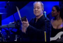 The B-52’s – Love Shack (With The Wild Crowd!: Live in Athens, GA) / Radioluna.cl