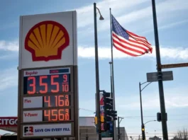 El precio del petróleo se desploma tras el acuerdo alcanzado entre EE.UU. e Irán para reabrir el estrecho de Ormuz