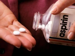 La aspirina reduce el riesgo de algunos tipos de cáncer y estamos empezando a entender por qué