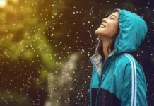 4 beneficios para la salud de salir afuera mientras está lloviendo, según la ciencia