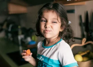 Los sorprendentes beneficios que tiene masticar bien los alimentos (además de para tu digestión)