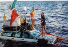 Cruzamos el Atlántico en dos autos flotantes para cumplir el sueño de mi padr