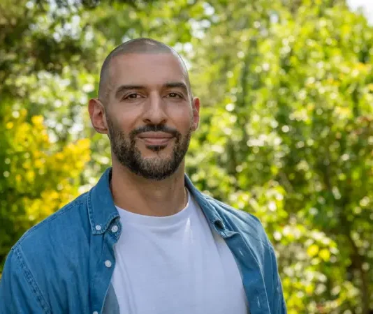 Estoy en terapia para superar la adicción que me hace pasar 14 horas al día con el celular