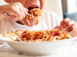 Cómo Italia, un país famoso por la saludable dieta mediterránea, acabó teniendo tantos niños obesos