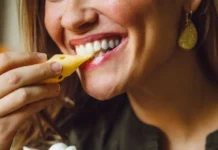 Qué debes comer para proteger a las bacterias beneficiosas de tu boca