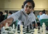 Una niña prodigio británica de 11 años se convierte en la gran maestra más joven de la historia del ajedrez
