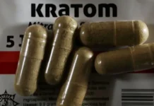 ¿Qué es el kratom, la «heroína de las gasolineras» que causa alarma entre las autoridades en EE.UU.?