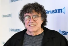 Muere a los 81 años el cantautor argentino Piero, ícono de la canción popular y de protesta en América Latina