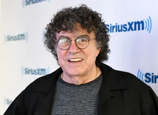 Muere a los 81 años el cantautor argentino Piero, ícono de la canción popular y de protesta en América Latina