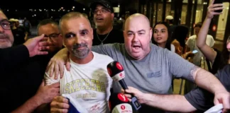 Qué se sabe sobre el apuñalamiento en un vuelo rumbo a Israel que califican como un «intento de atentado terrorista»
